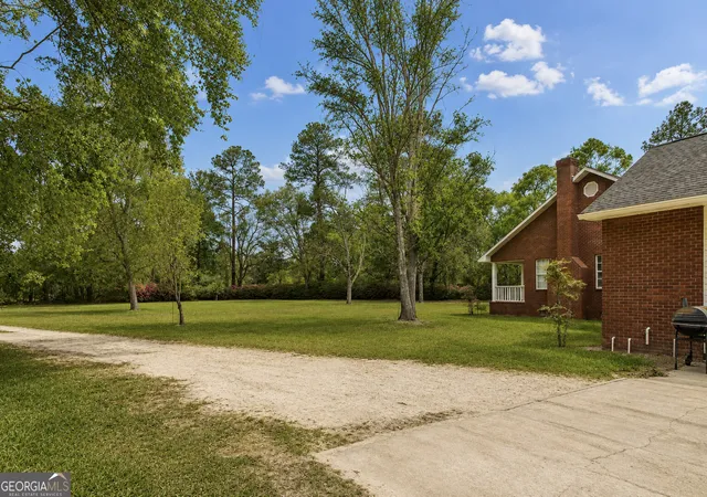 Photo 3 of Sale Pending at 752 Old Hortense Rd, Hortense, GA 31543 | MLS# 10835377 | Listing updated on 2026-09-18