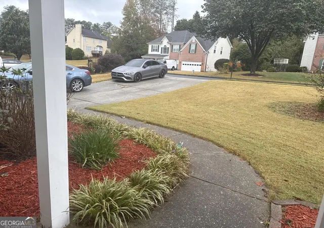 Photo 3 of Single family home for sale at 2117 Caneridge Dr Sw, Marietta, GA 30064 | MLS# 10637616 | Listing updated on 2025-11-18