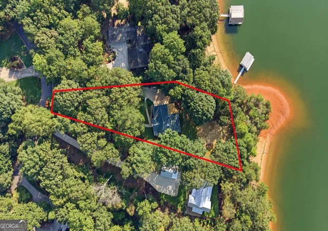 Photo 2 of Single family home for sale at 2585 Bridgewater Cir, Gainesville, GA 30506 | MLS# 10835698 | Listing updated on 2026-09-12
