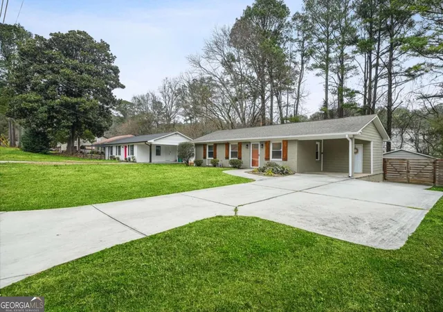 Photo 2 of Single family home for sale at 3048 Cottonwood Dr Se, Atlanta, GA 30316 | MLS# 10667705 | Listing updated on 2026-09-26