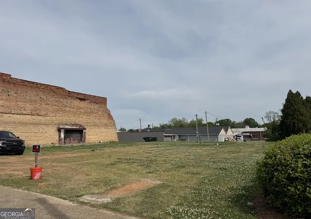 2nd image of 112 Franklin East St W, Hartwell, GA 30643 | MLS# 10738194