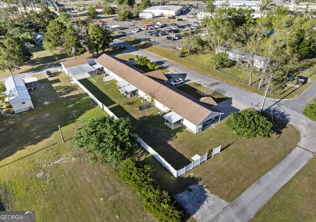 Photo 3 of Multi family home for sale at 660 Woodward Ave, Waycross, GA 31503 | MLS# 10732046 | Listing updated on 2026-04-28