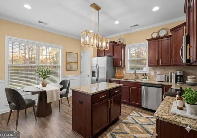 Photo 2 of Single family home for sale at 103 Cliffhaven Cir, Newnan, GA 30263 | MLS# 10755497 | Listing updated on 2026-08-13