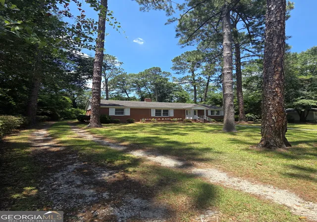 2nd image of 215 Vista Cir, Statesboro, GA 30458 | MLS# 10805498