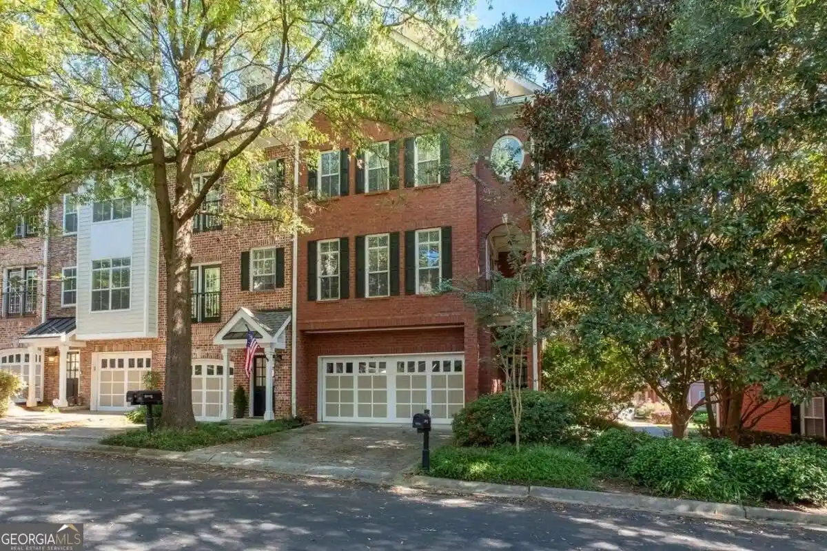 Photo 1 of Townhouse for sale at 1116 Glenridge Pl #605, Sandy Springs, GA 30342 | MLS# 10868822 | Listing updated on 2026-10-29