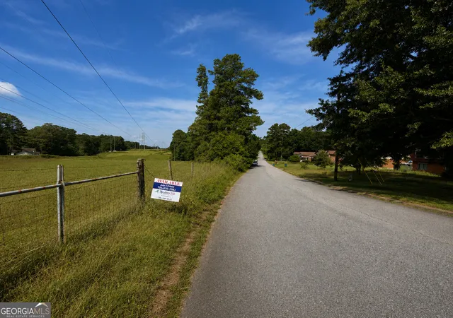 2nd image of 323 Acres Pine View Ter, Riverdale, GA 30296 | MLS# 10799819
