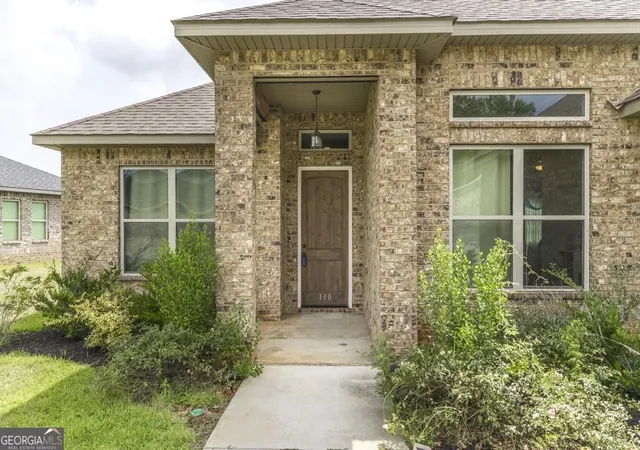 Photo 2 of Single family home for sale at 110 Gwendolyn Ave, Perry, GA 31069 | MLS# 10765509 | Listing updated on 2026-08-28