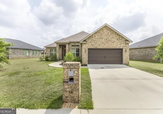 Photo 3 of Single family home for sale at 110 Gwendolyn Ave, Perry, GA 31069 | MLS# 10765509 | Listing updated on 2026-08-28