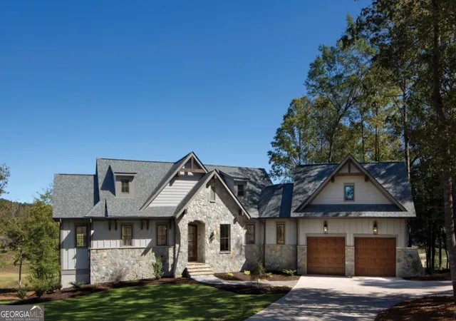 1st image of 208a Lake Pointe Dr, Gainesville, GA 30506 | MLS# 10773135