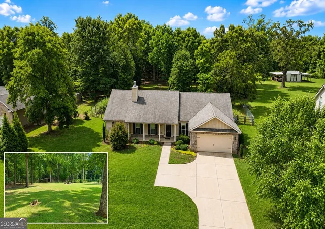 Photo 1 of Single family home for sale at 2363 Rat Kinney Rd, Statham, GA 30666 | MLS# 10823957 | Listing updated on 2026-09-03