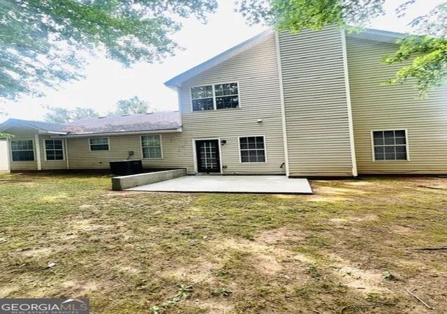 Photo 3 of Sale Pending at 4137 Waldrop Hills Dr, Decatur, GA 30034 | MLS# 10796589 | Listing updated on 2026-09-17
