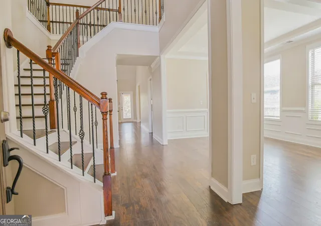 Photo 3 of Single family home for sale at 407 Arbor Ln, Loganville, GA 30052 | MLS# 10792747 | Listing updated on 2026-09-23