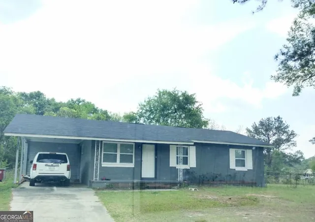 Photo 1 of Single family home for sale at 2582 Echols Pl, Macon, GA 31206 | MLS# 10854804 | Listing updated on 2026-10-25
