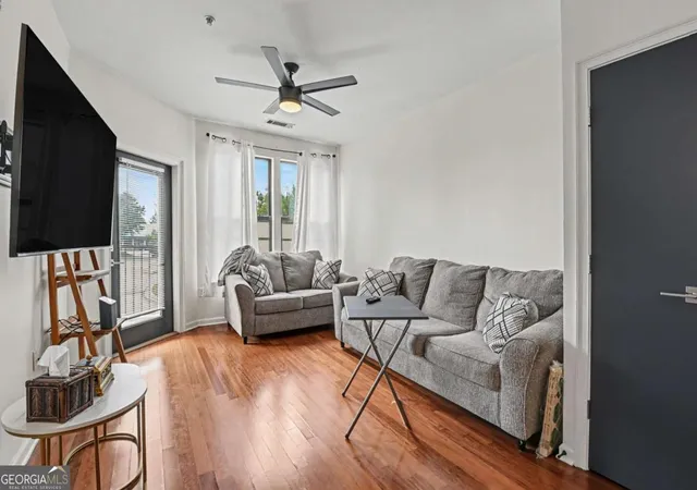 5th image of 898 Oak St Sw #1220, Atlanta, GA 30310 | MLS# 10804339