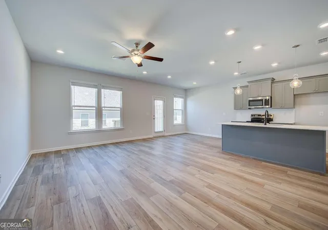 Photo 4 of Townhouse for sale at 663 Treasure Dr, Stockbridge, GA 30281 | MLS# 10814908 | Listing updated on 2026-09-04
