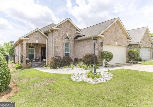 Photo 1 of Single family home for sale at 504 Eagle Springs Dr, Centerville, GA 31028 | MLS# 10809022 | Listing updated on 2026-09-14