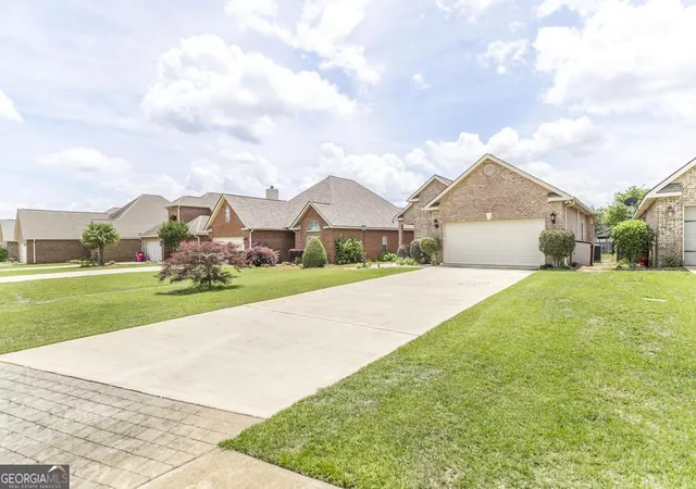 Photo 2 of Single family home for sale at 504 Eagle Springs Dr, Centerville, GA 31028 | MLS# 10809022 | Listing updated on 2026-09-14