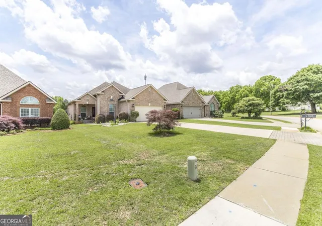 Photo 4 of Single family home for sale at 504 Eagle Springs Dr, Centerville, GA 31028 | MLS# 10809022 | Listing updated on 2026-09-14