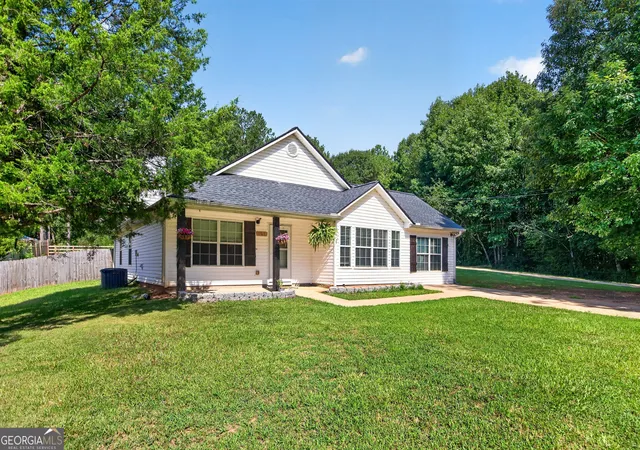 2nd image of 109 Jenny Rd, Grantville, GA 30220 | MLS# 10824689