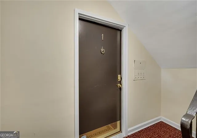 3rd image of 327 3rd St NE, Atlanta, GA 30308