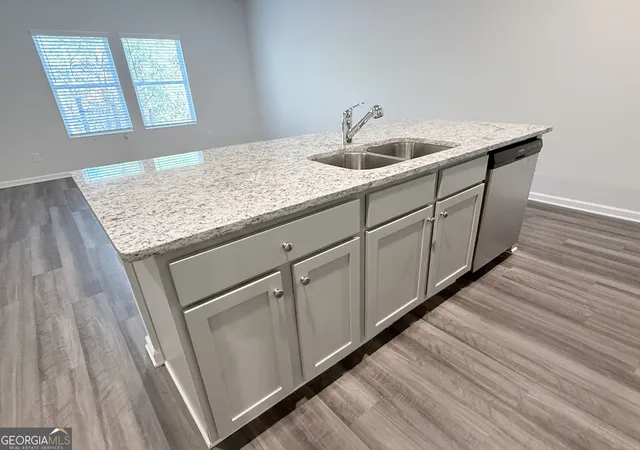 Photo 3 of Townhouse for sale at 315 Oakwood Dr #43, Milledgeville, GA 31061 | MLS# 10820024 | Listing updated on 2026-08-28