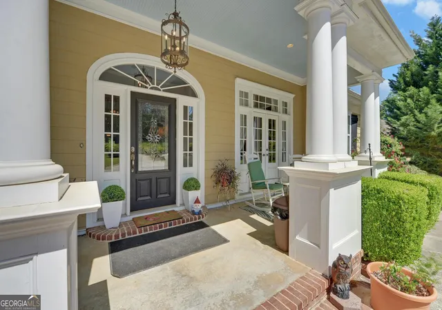 3rd image of 227 Capri Dr, Hartwell, GA 30643 | MLS# 10738193