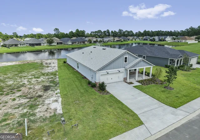 Photo 3 of Single family home for sale at 141 Madeline Taylor Pl, Kingsland, GA 31548 | MLS# 10826017 | Listing updated on 2026-10-05