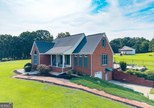 3rd image of 1389 Boone Ford Rd Se, Calhoun, GA 30701 | MLS# 10831469