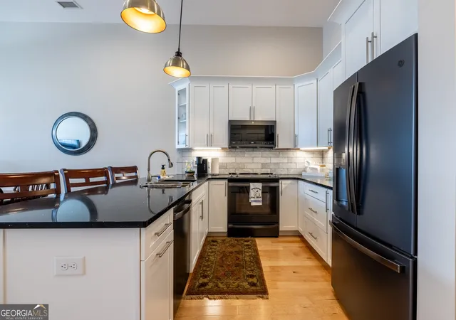 5th image of 1 E 3Rd Ave #302, Rome, GA 30161 | MLS# 10818264