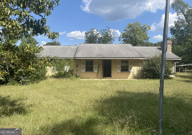 Photo 2 of Single family home for sale at 3912 Coakley Ave, Albany, GA 31721 | MLS# 10697630 | Listing updated on 2026-08-06