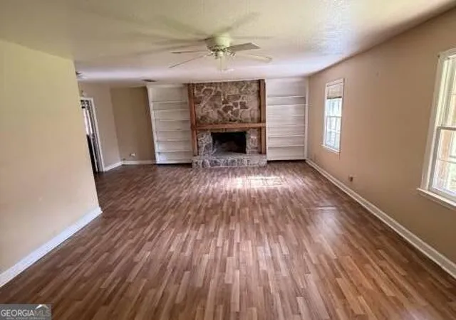 Photo 3 of Single family home for sale at 3912 Coakley Ave, Albany, GA 31721 | MLS# 10697630 | Listing updated on 2026-10-11