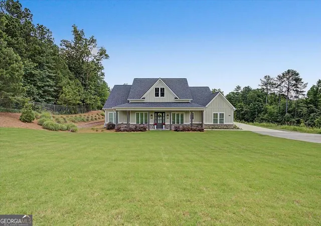 3rd image of 2700 Old Cartersville Rd, Dallas, GA 30132 | MLS# 10817584