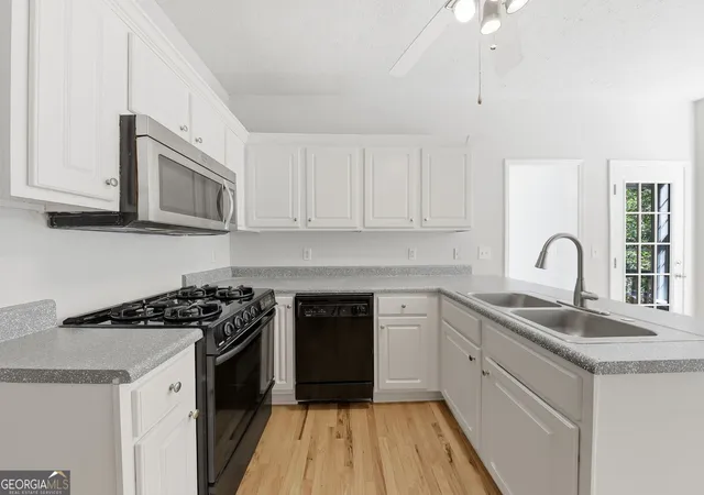 Photo 4 of Sale Pending at 4795 Liberty Rd, Villa Rica, GA 30180 | MLS# 10825579 | Listing updated on 2026-09-08