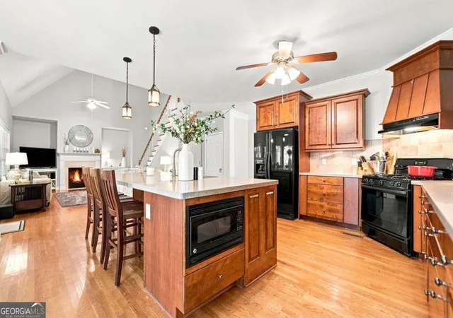 Photo 3 of Single family home for sale at 355 Mccook Cir Nw, Kennesaw, GA 30144 | MLS# 10813174 | Listing updated on 2026-09-24