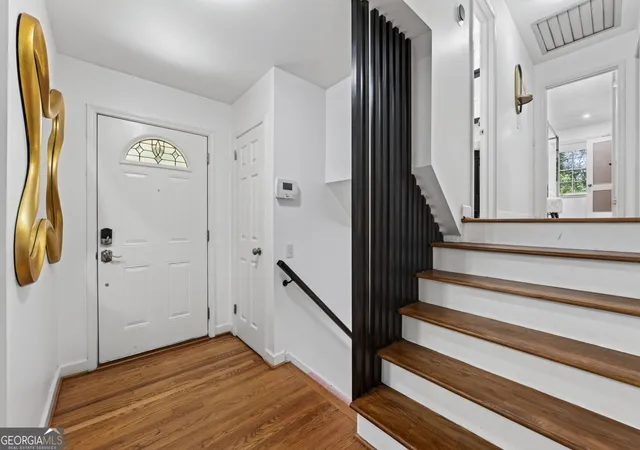 3rd image of 6485 Wright Rd, Sandy Springs, GA 30328 | MLS# 10813943