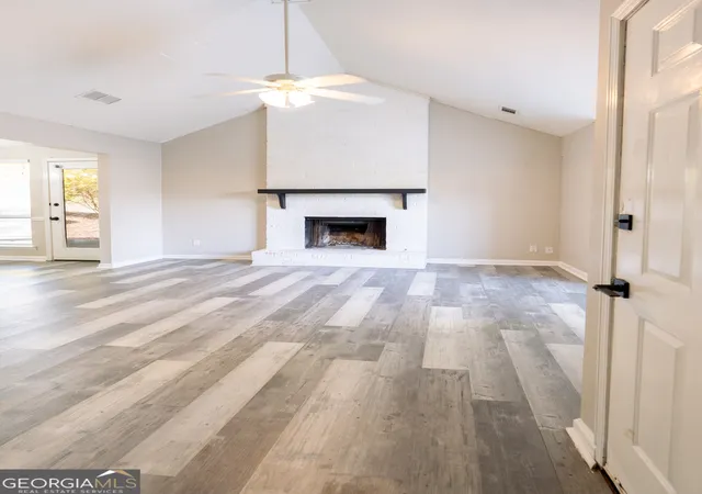 Homes for sale in Roswell, GA | 1195 Minhinette Dr #G, Roswell, GA 30075 | MLS# 10722652