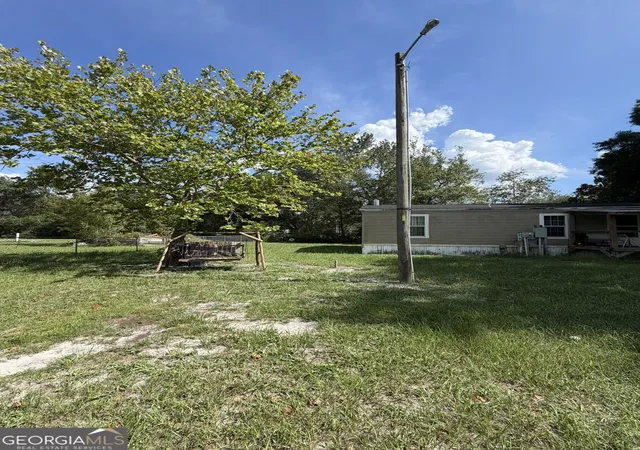 2nd image of 113 Horseshoe Loop, St. George, GA 31562 | MLS# 10824229