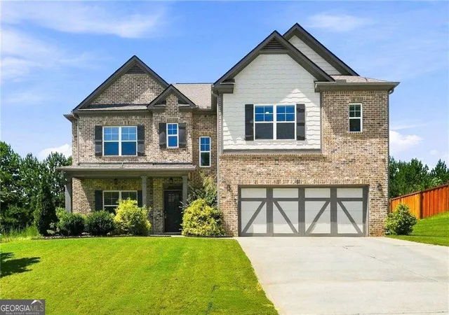 1st image of 2000 Harvester Ln, Buford, GA 30518 | MLS# 10829591