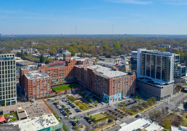 Listing Photo 2 - Condo for sale in building located at 680 Greenwood Ave Ne, Atlanta, GA 30306 - Unit #209