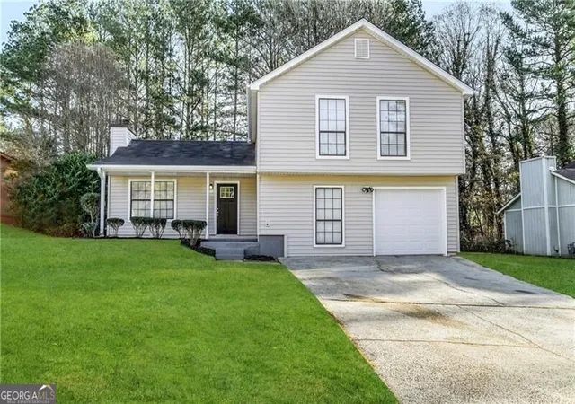 Photo 1 of Single family home for sale at 1061 Mainstreet Lake Dr, Stone Mountain, GA 30088 | MLS# 10829240 | Listing updated on 2026-09-02