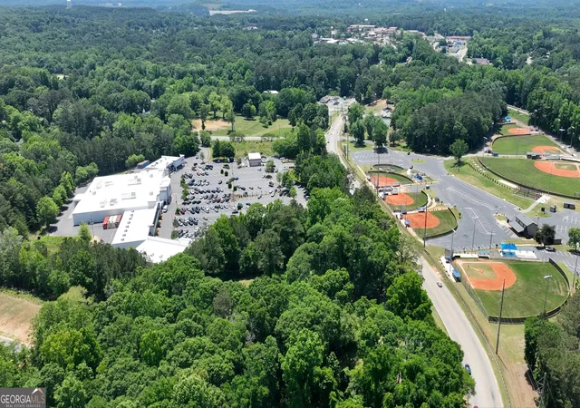 2nd image of 332 E Atlanta Rd, Stockbridge, GA 30281 | MLS# 10784132