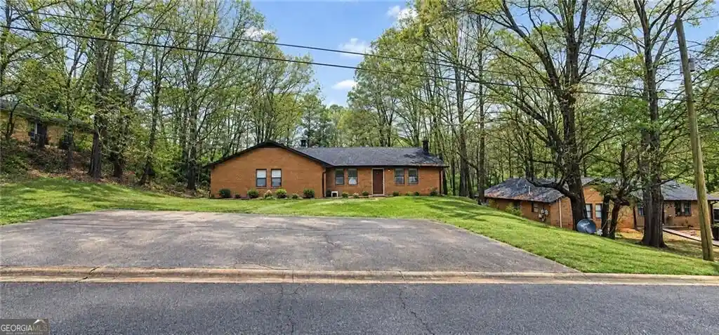Photo 1 of Multi family home for sale at 271 E Wright St, Winder, GA 30680 | MLS# 10858322 | Listing updated on 2026-10-05