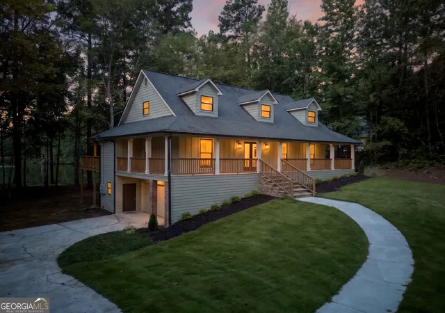 Photo 2 of Single family home for sale at 341 Teepee Trl, Whitesburg, GA 30185 | MLS# 10721580 | Listing updated on 2026-08-27