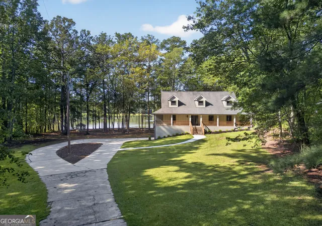 Photo 3 of Single family home for sale at 341 Teepee Trl, Whitesburg, GA 30185 | MLS# 10721580 | Listing updated on 2026-09-16