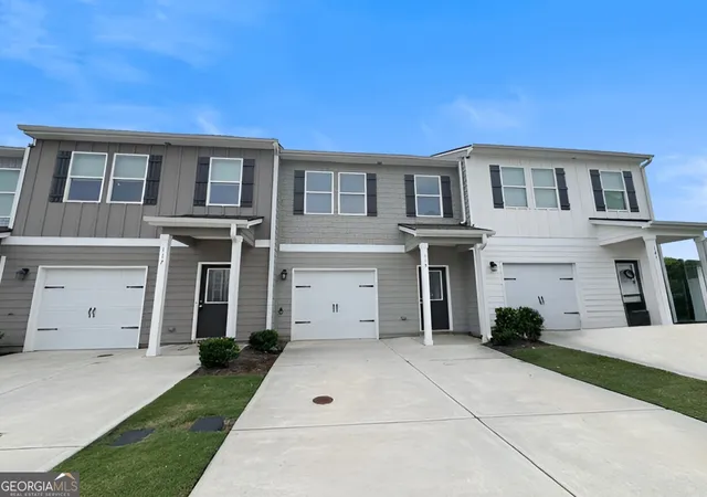 1st image of 119 Village Green Dr, Adairsville, GA 30103 | MLS# 10808274