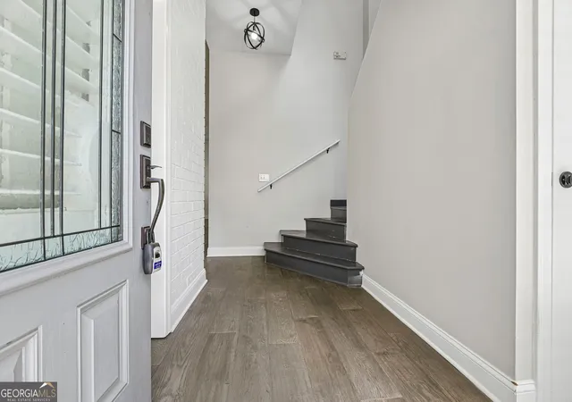 3rd image of 215 Camden Rd Ne, Atlanta, GA 30309 | MLS# 10756653