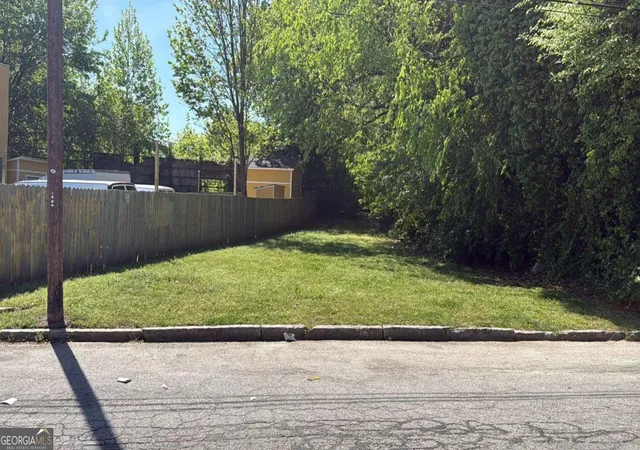 Photo 3 of Land for sale at 0 Ezzard St Se, Atlanta, GA 30312 | MLS# 10732065 | Listing updated on 2026-05-24