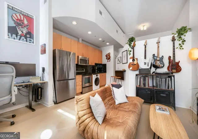Photo 2 of Condo for sale at 860 Peachtree St Ne #105, Atlanta, GA 30308 | MLS# 10825900 | Listing updated on 2026-08-28