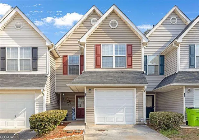 1st image of 6722 Gallant Ct Se, Mableton, GA 30126 | MLS# 10788350