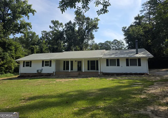 Photo 1 of Single family home for sale at 818 Ridge Ave, Thomson, GA 30824 | MLS# 10832712 | Listing updated on 2026-09-08